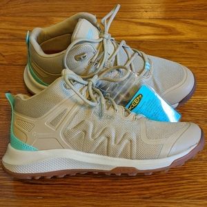 Keen women's Explore Vent Mid Boot sz 7